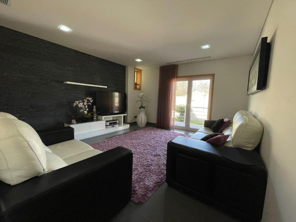 Ucha Villa Barcelos Exterior foto