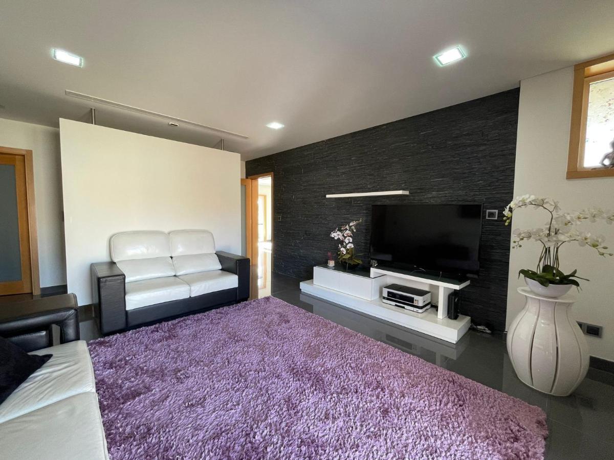 Ucha Villa Barcelos Exterior foto